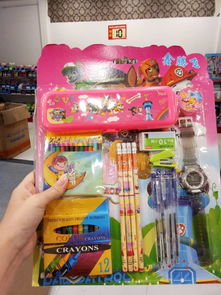 廠家直銷,一件也批發(fā) 2元 10元時(shí)尚百貨精品, 熱賣中